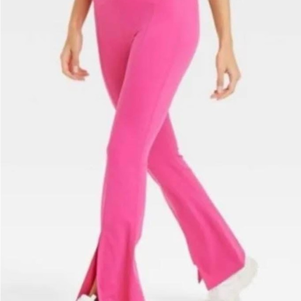 Joylab Bright Pink Flare Leggings